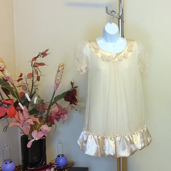 NWT Girl's Lace Cream Light Yellow Ruffle Pleated Summer Lined Dress US 14 - Picture 3 of 7